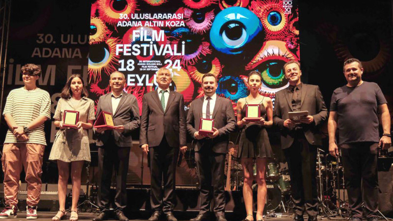 Adana Altın Koza Film Festivali’nde Emek Ödülleri Verildi