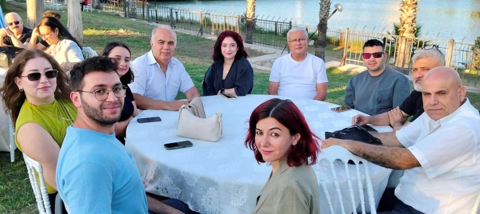 Çukurova Gazeteciler Cemiyeti Üyeleri Sosyal Tesiste Bir Araya Geldi