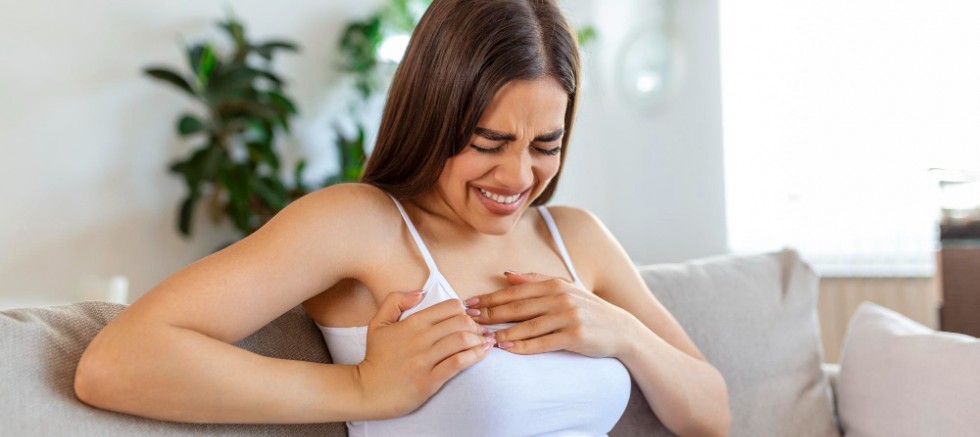 MEME AĞRISININ NEDENİ SANDIĞINIZ GİBİ OLMAYABİLİR!